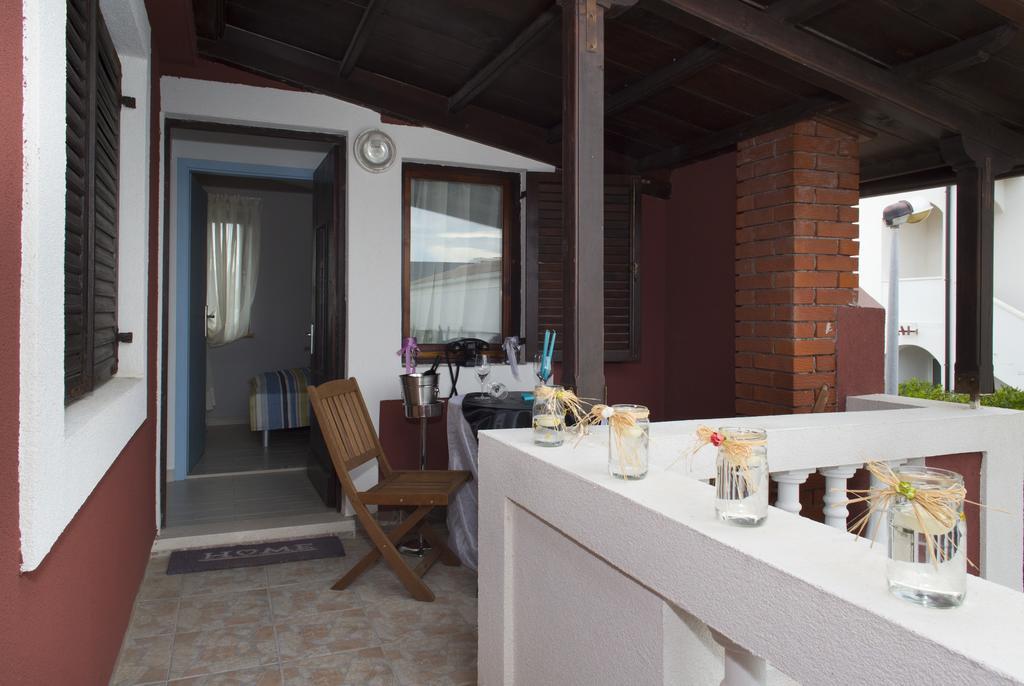 Sea Margarita Apartment Pag Town Exteriér fotografie